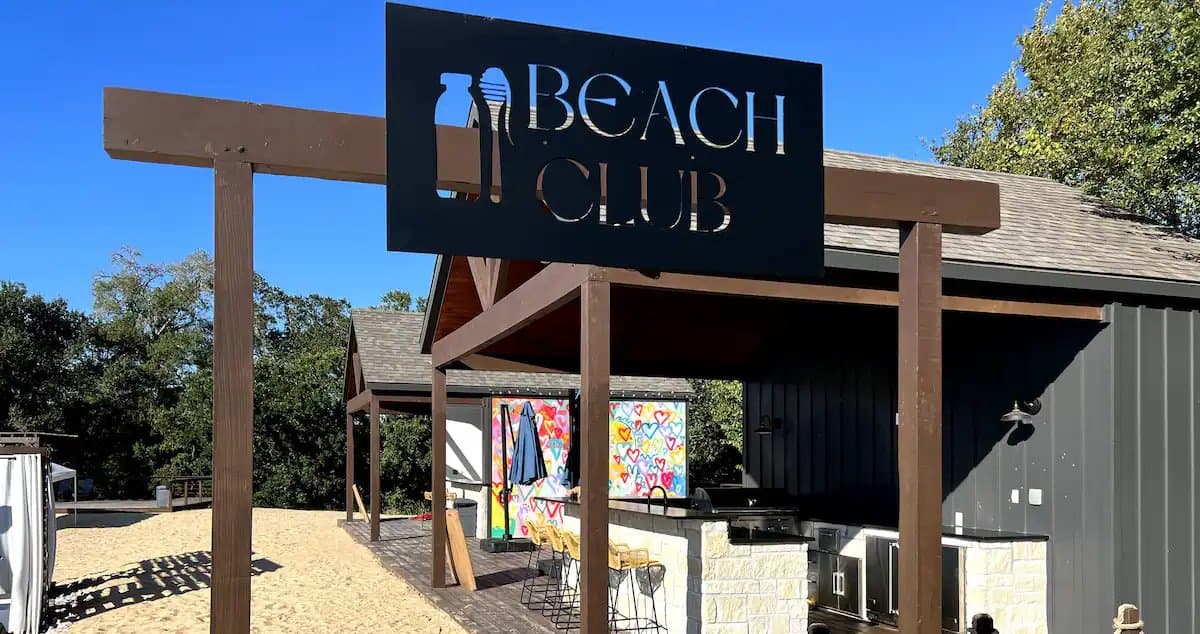 Dry off at the cabanas