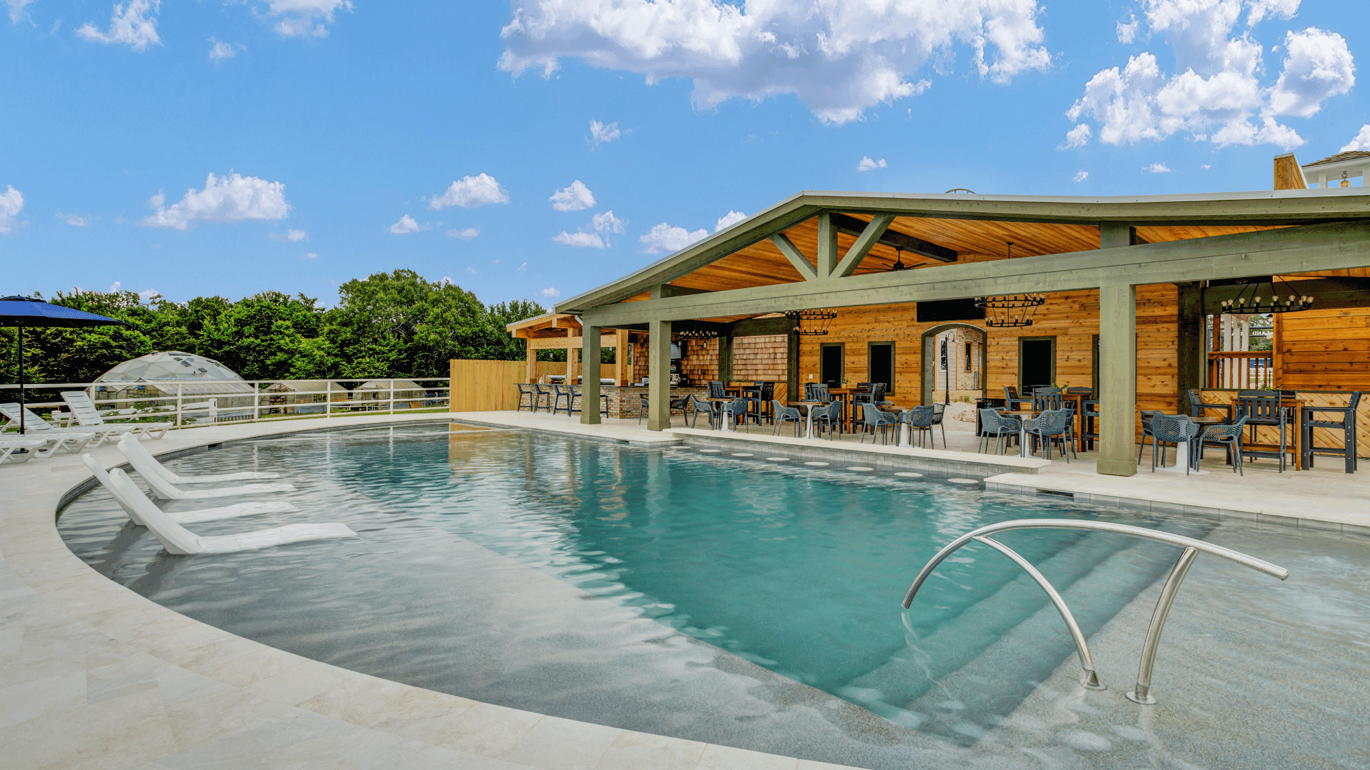Best Stays for a Round Top Texas Vacation